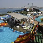 Karma Porto Paros 4*