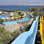 Resort Karma Porto Paros 4*