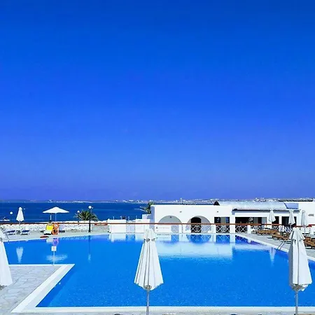 Karma Porto Paros Resort 4*