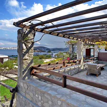 Karma Porto Paros 4*