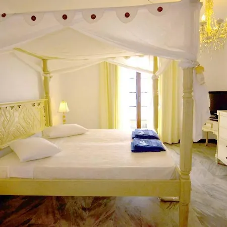 Karma Porto Paros Naousa (Paros)